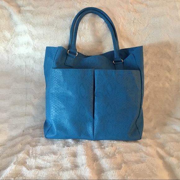 Neiman Marcus Handbags - Neiman Marcus Exclusive Faux Snake Bucket Purse